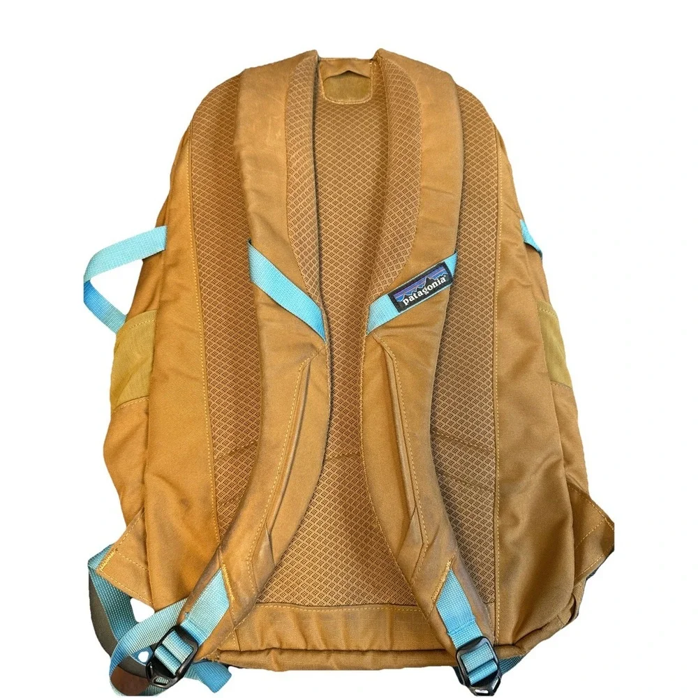 Patagonia Refugio 28L Backpack Blue Outdoor Trail Hiking Travel Daypack Laptop